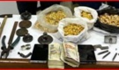 ضبط شخصين لتزويرهما دمغات مشغولات ذهبية داخل ورشة بالجمالية 