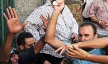 خلاف على ثمن هاتف.. مشاجرة بالأسلحة النارية وإصابة شخصين في أكتوبر