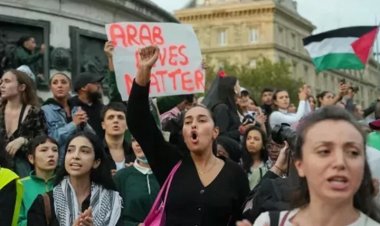 عاجل| متظاهرون في باريس ينددون بالعدوان الإسرائيلي على قطاع غزة