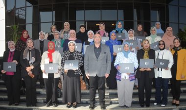 محافظ بني سويف يُسلم شهادات اجتياز البرنامج التدريبي