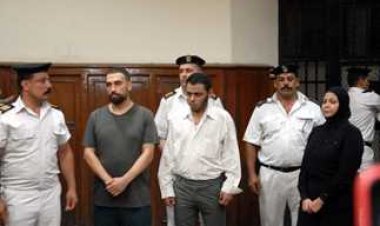 بعد قليل.. النطق بالحكم على المتهمين بقـتل طبيب الساحل ودفنه داخل عيادته | فيديو