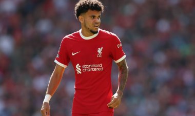 نجم ليفربول يصدر بيانا عاطفيا لمختطفين والده من أجل إطلاق سراحه