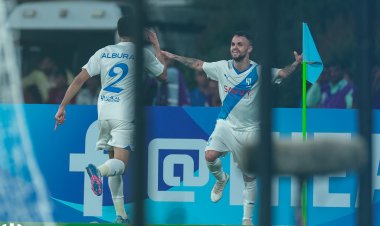 الهلال السعودي يفوز على الطائي ويعزز صدارته للدوري السعودي