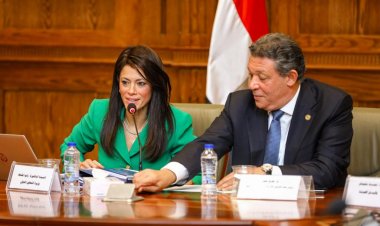 رانيا المشاط تناقش الفرص والتحديات من انضمام مصر لتجمع دول البريكس