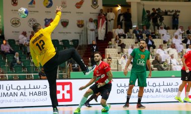 الأهلى يهزم النور السعودى في أولي مباريات كأس العالم لأندية اليد