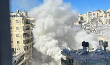 استشهاد 13 فلسطينيًا في قصف استهدف منزلين في قطاع غزة