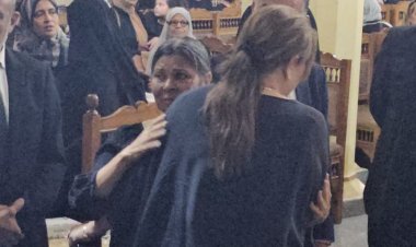 بالصور.. نجوم الفن يحرصون على تقديم واجب العزاء في والدة سلوى محمد علي