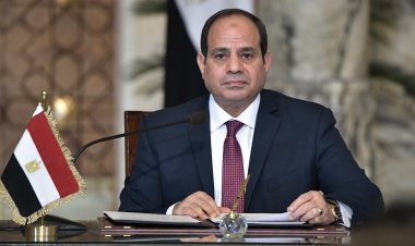 وصول الرئيس السيسي للسعودية للمشاركة في القمة العربية الإسلامية