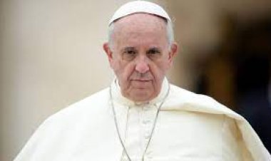 بابا الفاتيكان يُقيل الأسقف الأمريكي المحافظ  ستريكلاند من تايلر بولاية تكساس