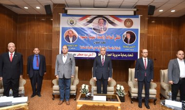 وزير العمل ومحافظ أسيوط يفتتحان ملتقى للسلامة والصحة المهنية في «أسمنت أسيوط»