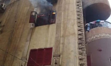 حريق شقة داخل برج سكنى فى فيصل