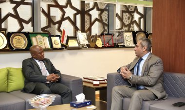 رئيس شركة العاصمة الإدارية يستقبل وزير قطاع الأعمال بجنوب إفريقيا