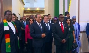 الرئيس السيسي يتفقد المعرض الأفريقي للتجارة البينية