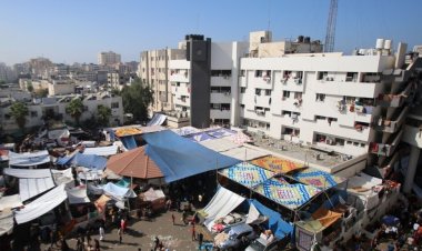 مشرف الطوارئ بمستشفى الشفاء: «الجيش الإسرائيلي احتجز نازحين وأقتادهم إلى جهة مجهولة»