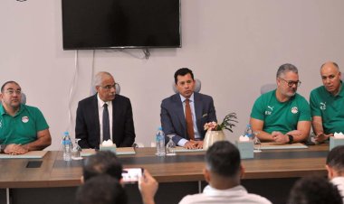ميكالي خلال لقاء وزير الرياضة وعلام: هدفنا ميدالية أولمبية.. ومنبهر بنهضة مصر الرياضية
