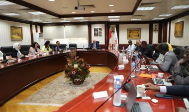 باسل رحمي يستقبل وفد من السنغال لتسويق منتجات شباب جهاز تنمية المشروعات وتعزيز سبل التعاون الأفريقي