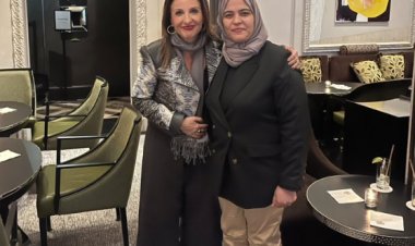 «سينتصر السلام في النهاية».. داليا زيادة تلتقي مسئولة إسرائيلية بعد مغادرتها مصر