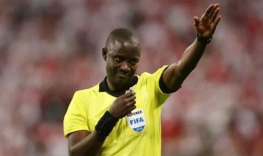 فيفا يعلن طاقم تحكيم مباراة مصر وسيراليون بتصفيات كأس العالم