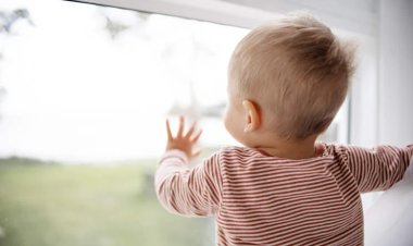 أم تخطف طفلها وتطلب من والده 14.7 ألف  دولار فدية