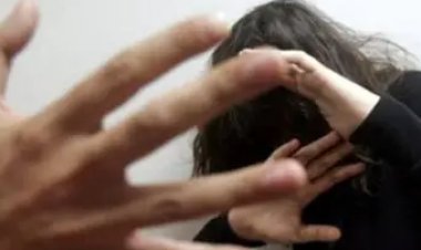 أبوّه شيطانية..  مارس الحرام مع ابنته.. والضحية: «حملت منه»