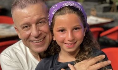 شريف منير: «بحمد ربنا أنه أداني حفيدة حنونة»