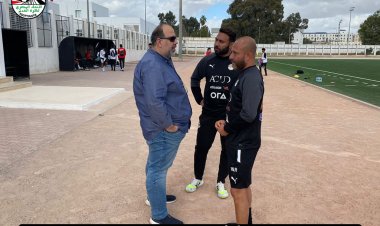 وائل رياض وجهاز منتخب الشباب يتابع قمة الأهلي والزمالك بملعب حلمي زامورا