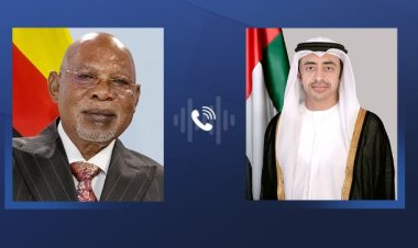 عبدالله بن زايد ووزير خارجية أوغندا يبحثان هاتفيا العلاقات الثنائية ومسارات التعاون بين البلدين