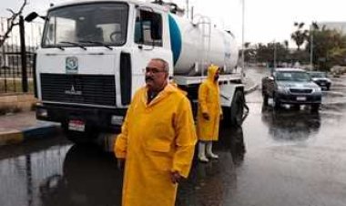 «عصمت »: انتشار كامل لسيارات شفط الأمطار بمدن القناة