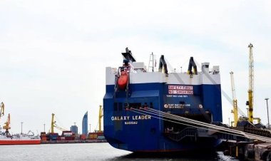 القوات البحرية اليمنية تنفذ عملية عسكرية نوعية ضد سفينتين إسرائيليتين