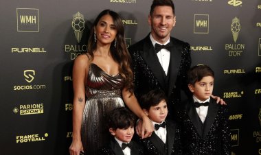 تقارير: ميسي في طريقه للانفصال عن زوجته أنتونيلا بعد علاقة دامت 15 عامًا