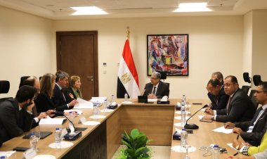 وزير الكهرباء يستقبل نائبة رئيس بنك الاستثمار الأوروبى لمنطقة الشرق الأوسط