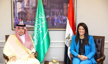 وزيرة التعاون الدولى تعقد جلسة مباحثات وزير التجارة السعودى خلال زيارته لمصر