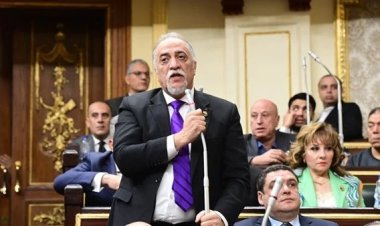 برلماني: نواب الشعب المصري بالكامل ترفض مسألة التهجير أو نزوح شعب فلسطين خارج بلاده
