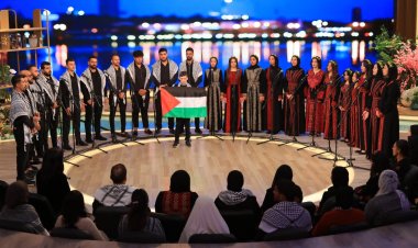 منى الشاذلي تقدم حلقة خاصة مع كورال عباد الشمس الفلسطيني على ON الليلة