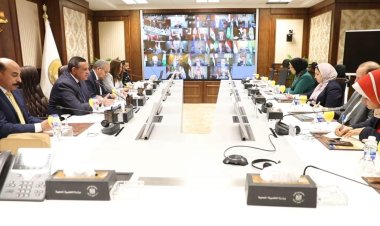 وزيرا التموين والتنمية المحلية يتابعان مع المحافظين تنفيذ مبادرة خفض أسعار السلع الغذائية والرقابة على الأسواق