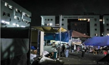 عاجل.. قبل ساعة من الهدنة.. جيش الاحتلال يقتحم المستشفى الإندونيسي بغزة