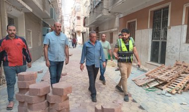 محافظ أسيوط: بدء تركيب بلاط الانترلوك في 15 شارع وحارة بالقوصية