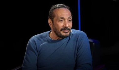 علي الحجار: «اشتغلت صبي مكوجي وأنا صغير علشان أساعد في مصاريف البيت»