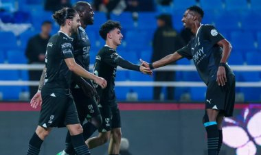 الهلال السعودي يمطر شباك الحزم بتسعة أهداف ويدخل تاريخ الدوري