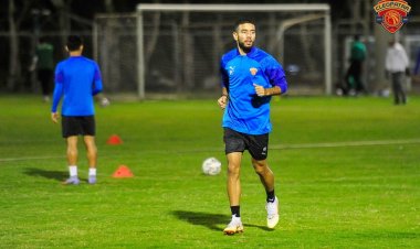 سيراميكا يعلن إصابة «القندوسي» بجزع في الرباط الداخلي للركبة