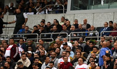 مجلس إدارة الزمالك يدعم فريق الكرة باستاد برج العرب