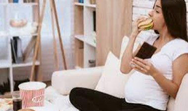 «تقليل تناول السكريات».. نصائح للمرأة الحامل تعرفي عليها