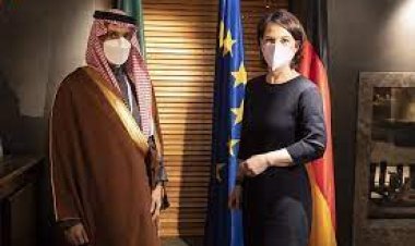 وزير الخارجية السعودي يلتقي نظيرته الألمانية لبحث الأوضاع في غزة