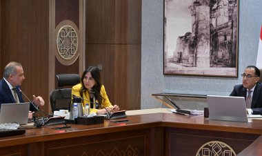 رئيس الوزراء يتابع ملفات صندوق التنمية الحضرية وما يتم تنفيذه من مشروعات