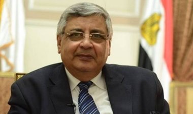 تاج الدين يكشف أهداف نظام التأمين الصحى الشامل