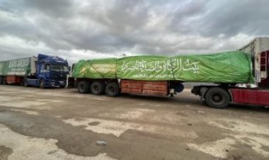 تسير القافلة الثالثة من بيت الزكاة والصدقات المصري إلي ميناء رفح البري