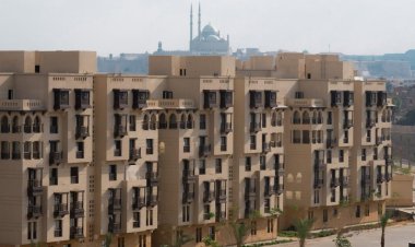 مساعد وزير الإسكان يتفقد سير العمل بمشروع تطوير «منطقة سور مجري العيون»