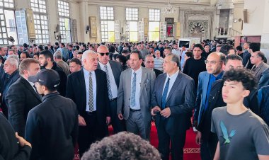 بالصور.. نقيب المحامين يشارك في جنازة "نجل" عضو مجلس النقابة العامة