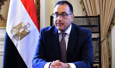 رئيس الوزراء يكلف بإغلاق مبانى الوزارات القديمة لحين انتهاء خطط الاستغلال