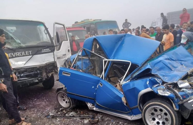 حادث مروع.. تصادم عدة سيارات على الطريق الإقليمي وإصابة 8 أشخاص 